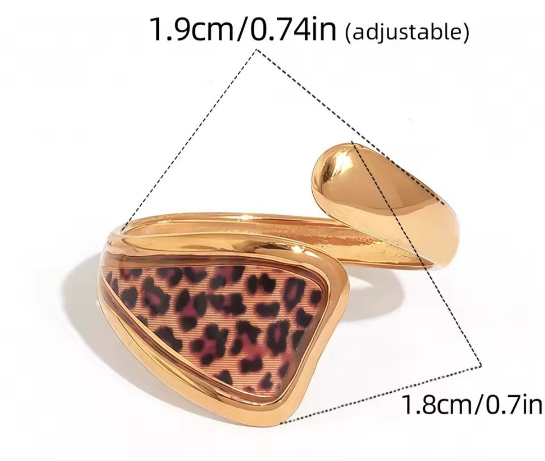 Leopard Ring