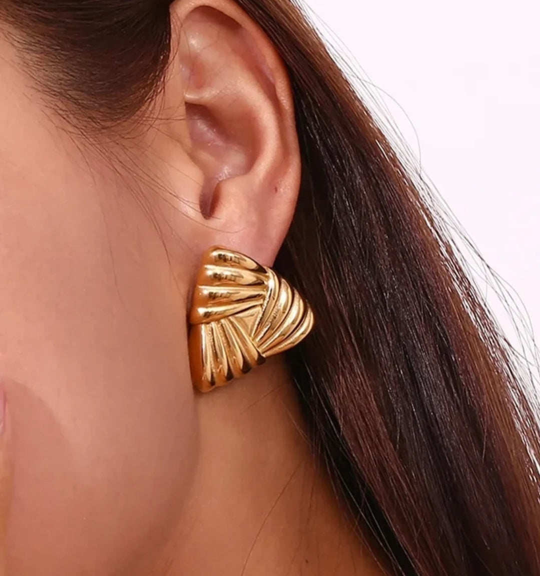 Naomi Gold Earrings