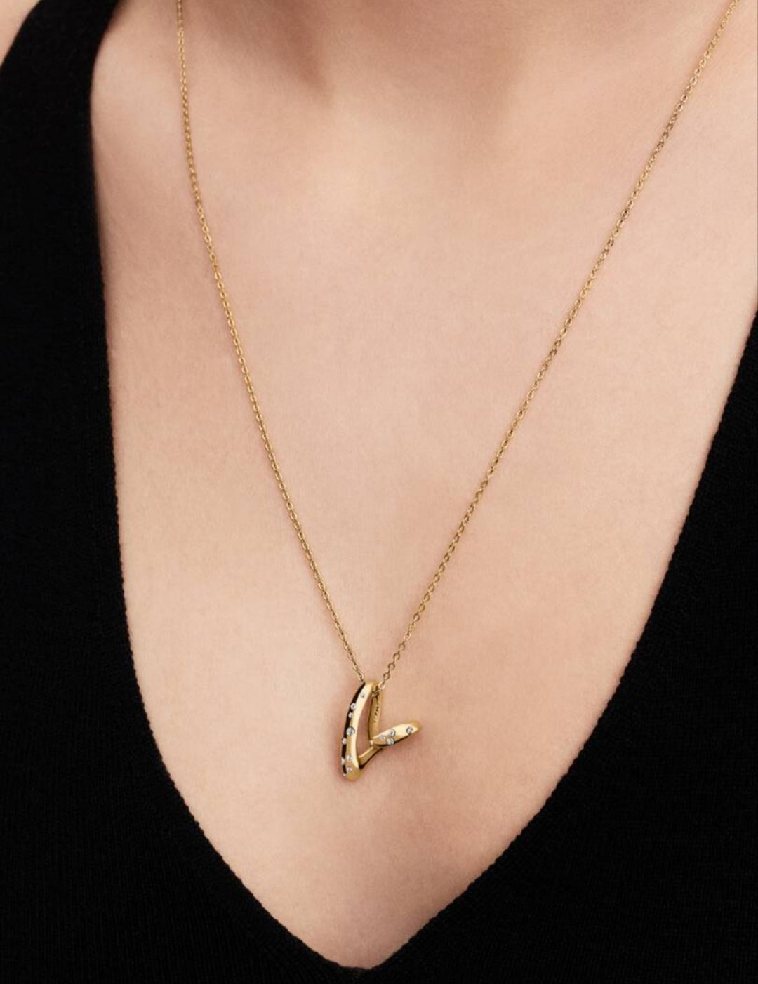 Organically Shaped Stone-Set Heart Pendant Necklace