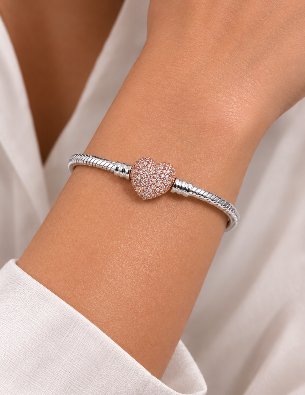 Pandora Moments Pavé Heart Clasp Snake Chain Bracelet