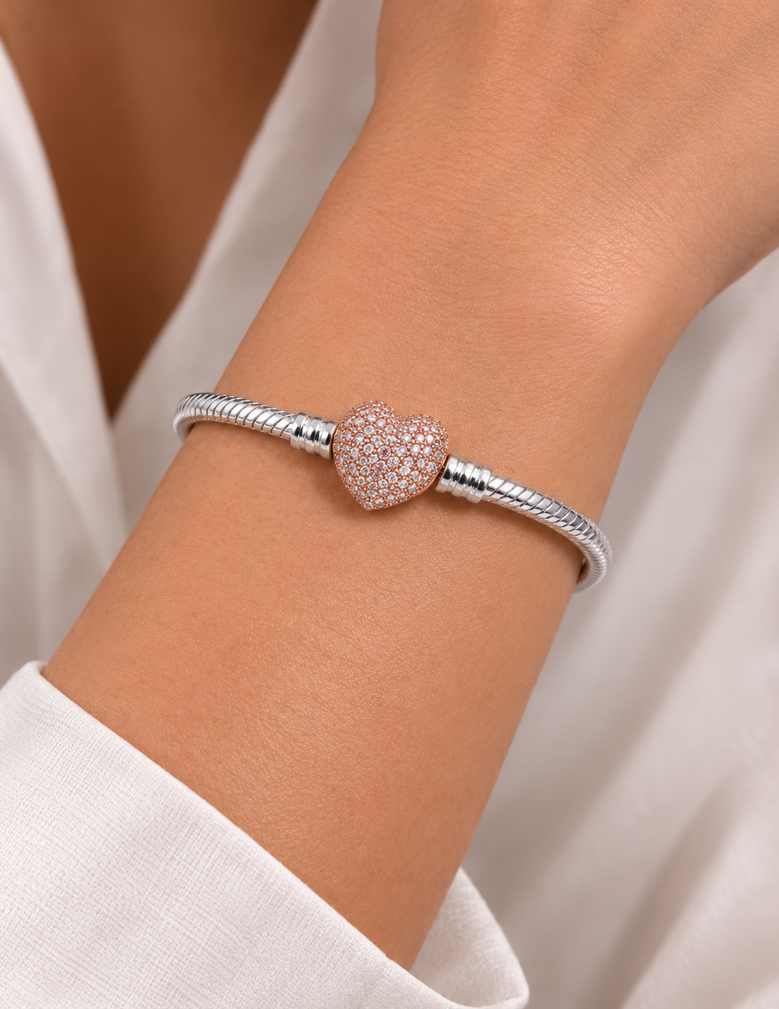 Pandora Moments Pavé Heart Clasp Snake Chain Bracelet