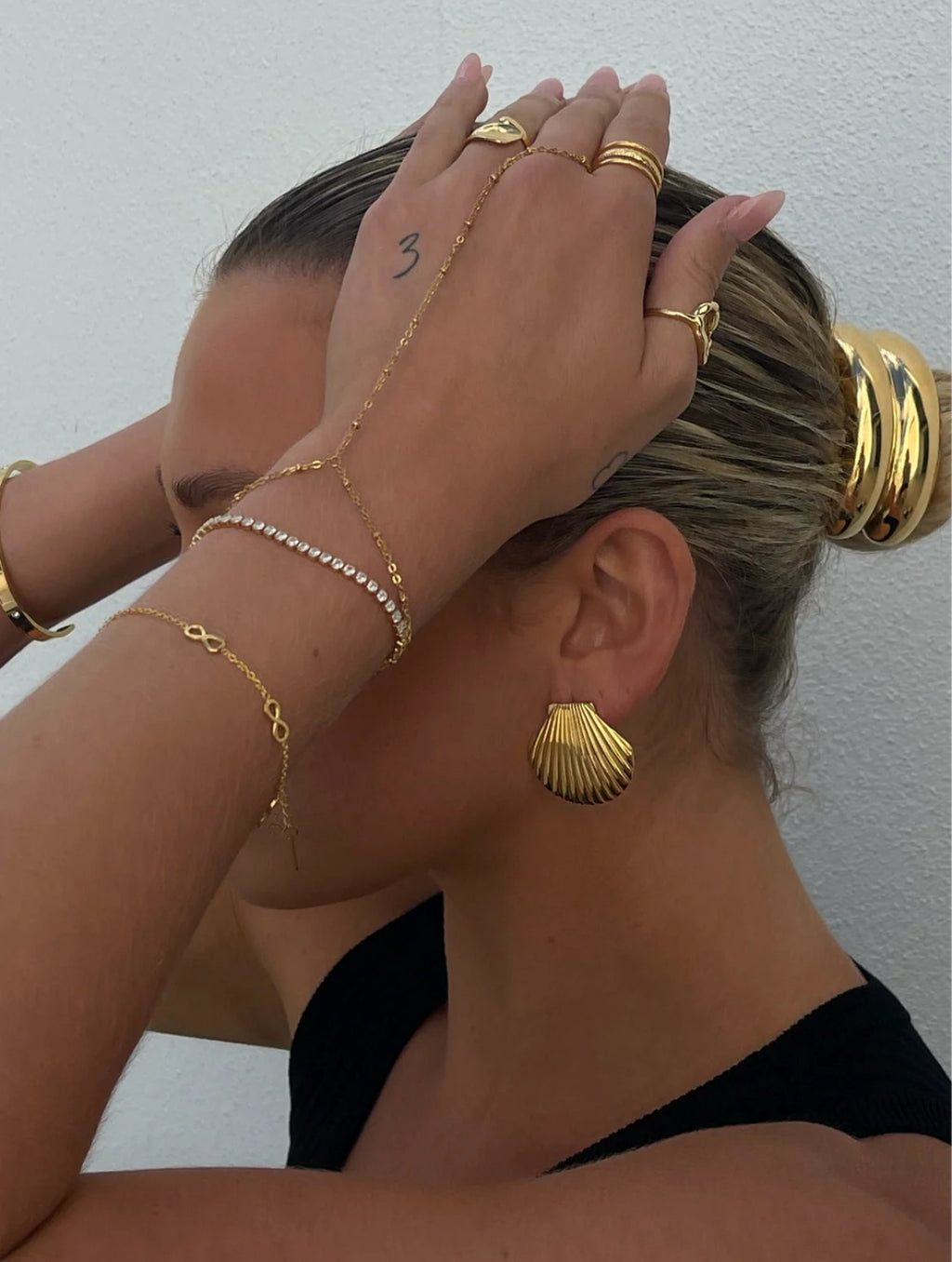 Capri Shell Earrings