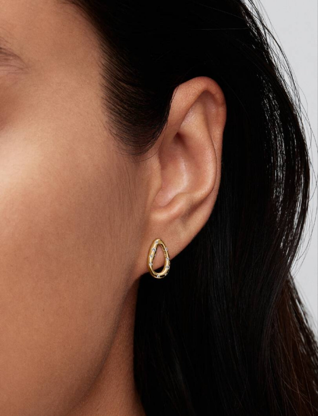 Organically Shaped Stone-Set Oval Stud Earrings