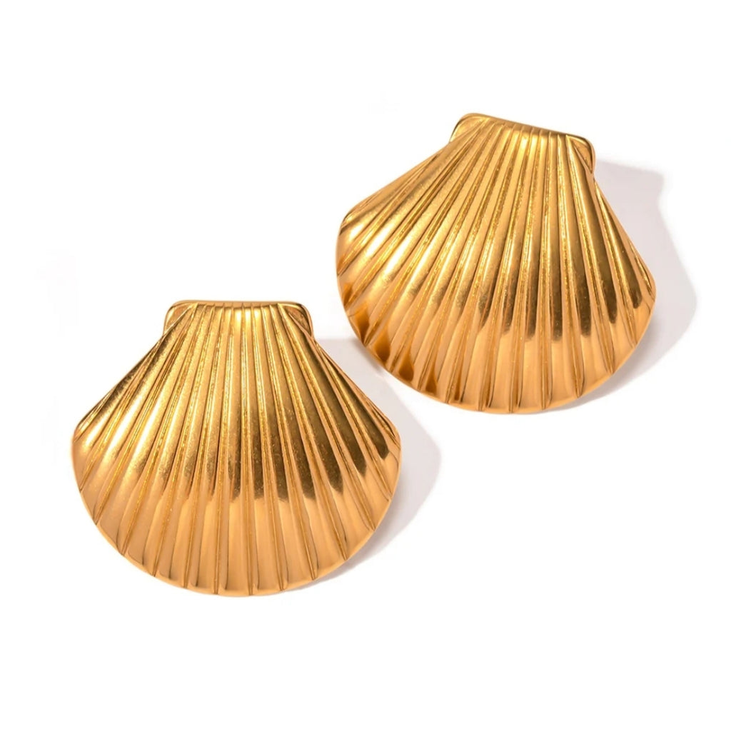 Capri Shell Earrings