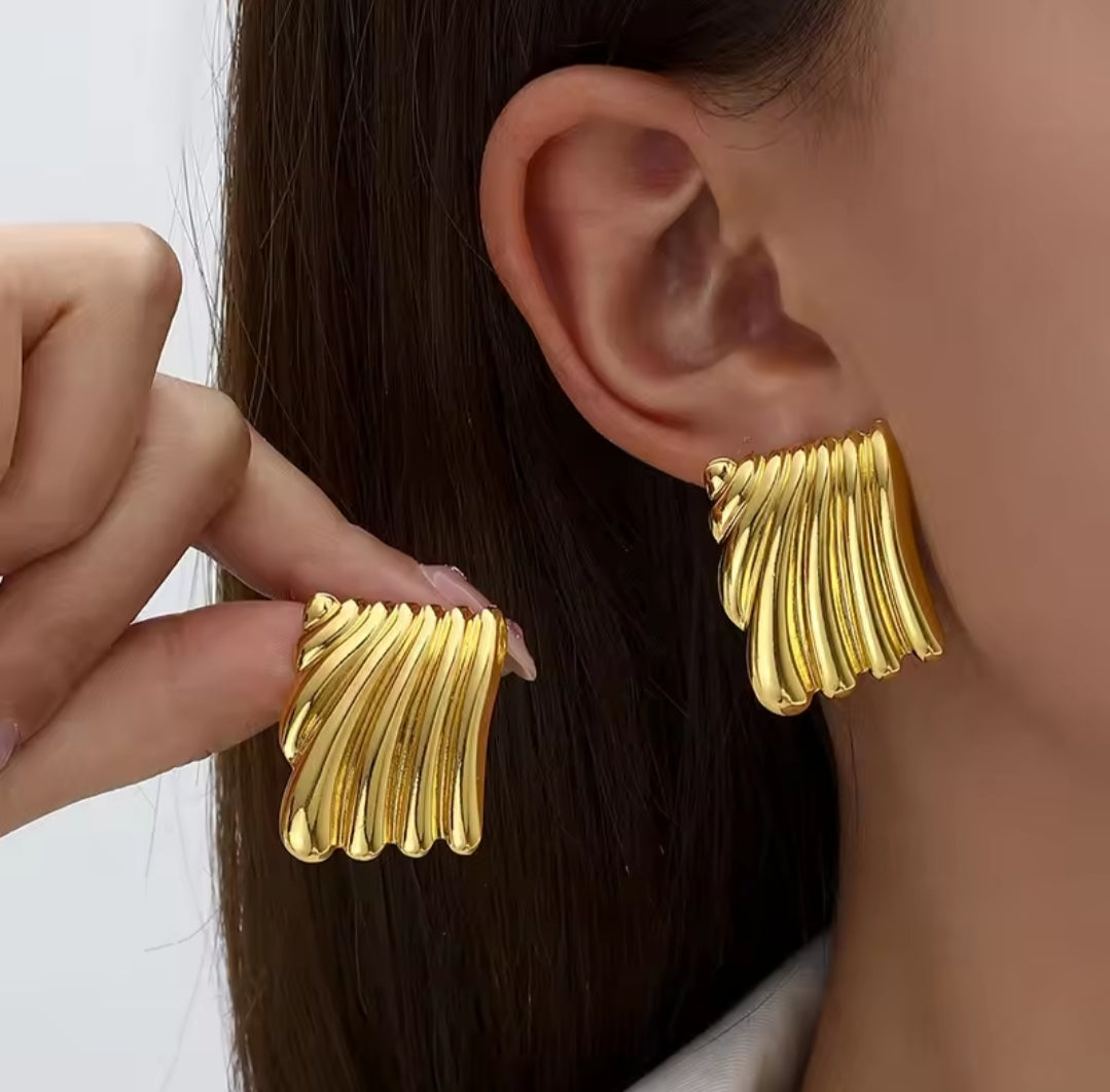 Hailey Gold Earrings