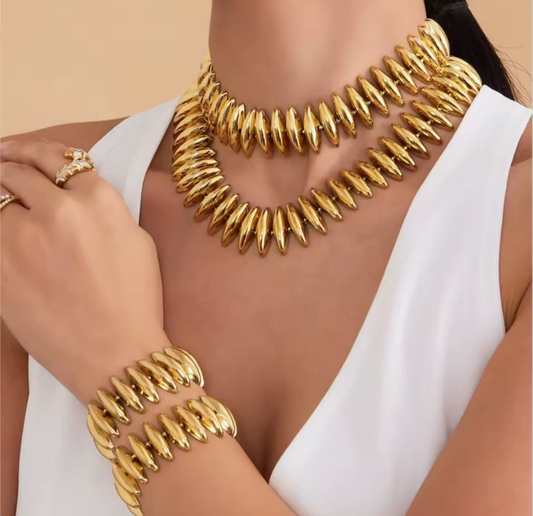 Athena Gold Necklace & Bracelet